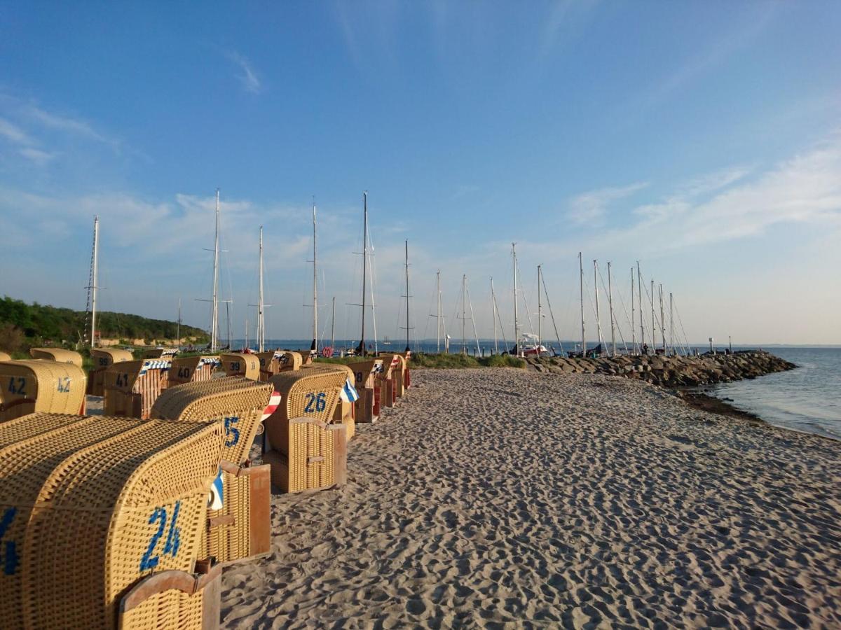 Holiday Home On The Island Of Poel With Sauna Exterior photo